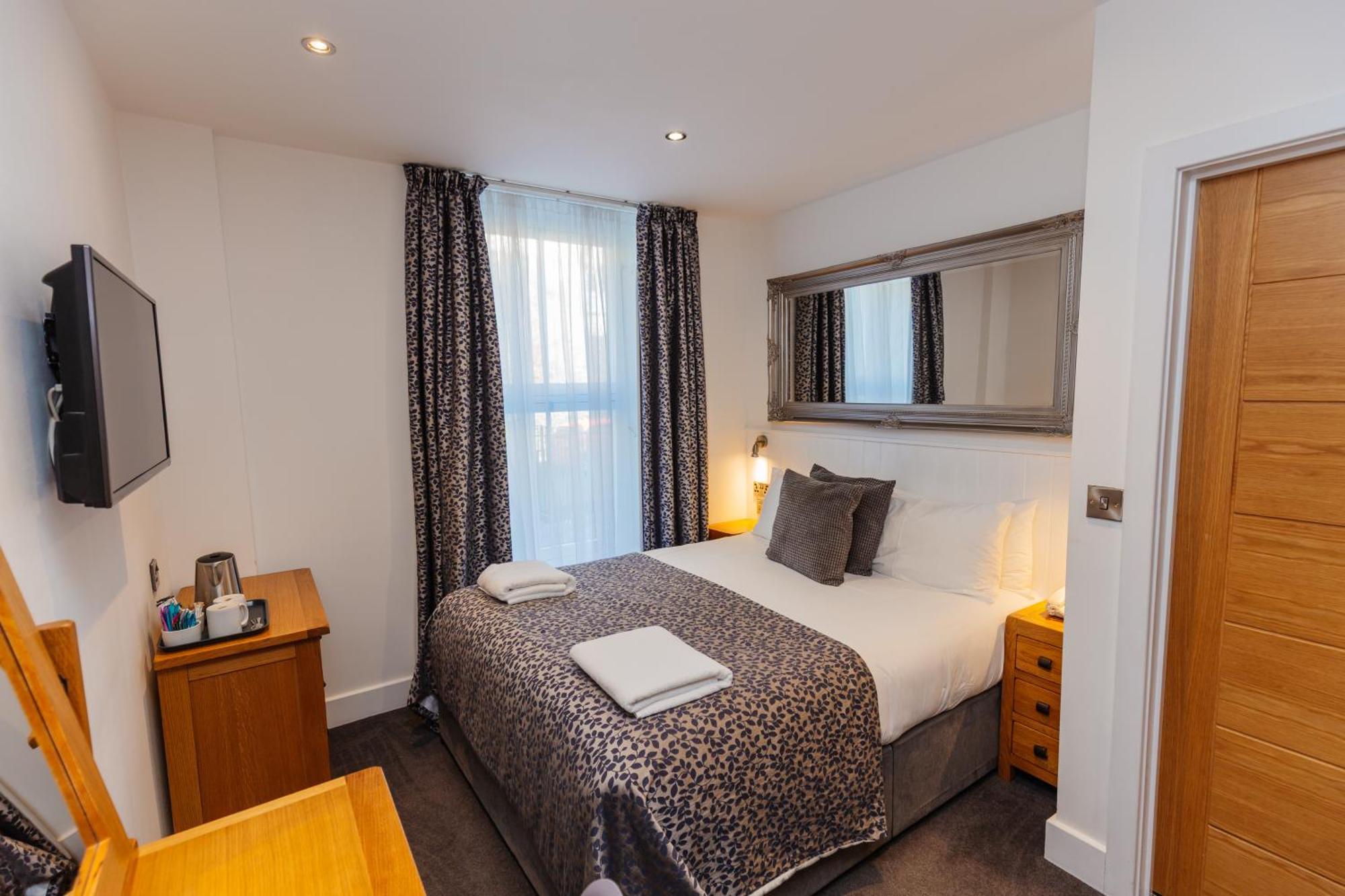 Carlton Hotel Ilfracombe Esterno foto